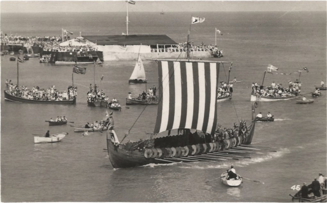 The Hugin arriving in 1949