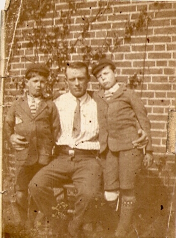 Horace Mockett with his two eldest sons, George and Albert Taken about 1926
